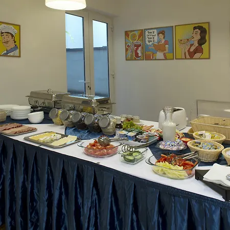 Madison Ξενοδοχείο με διαμερίσματα 3*