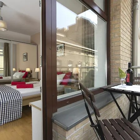 Ξενοδοχείο με διαμερίσματα Madison