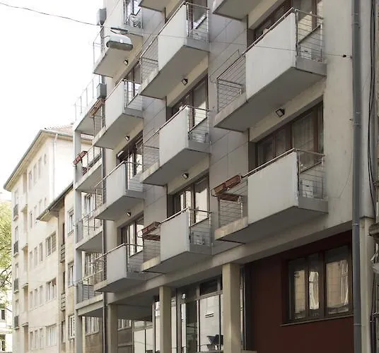 Madison Ξενοδοχείο με διαμερίσματα 3*