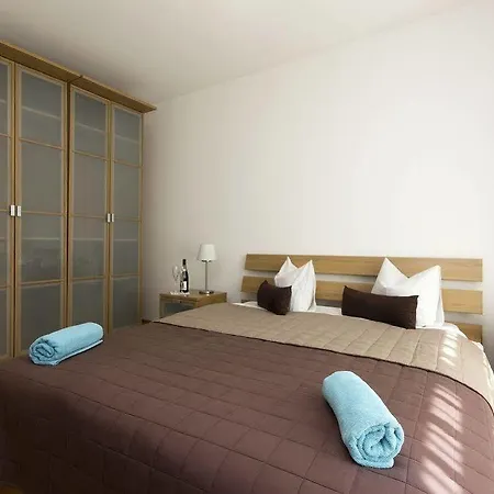 Madison Aparthotel 3*